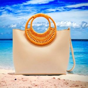 Beautiful French Bermuda Tourister Bag
